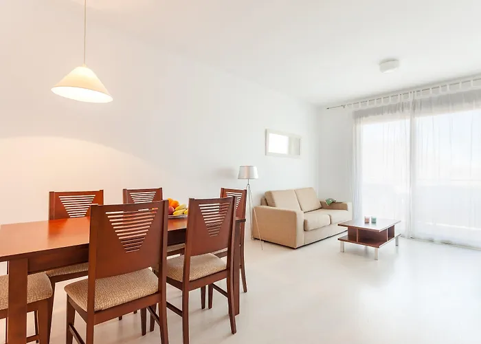 Apartament Pierre & *